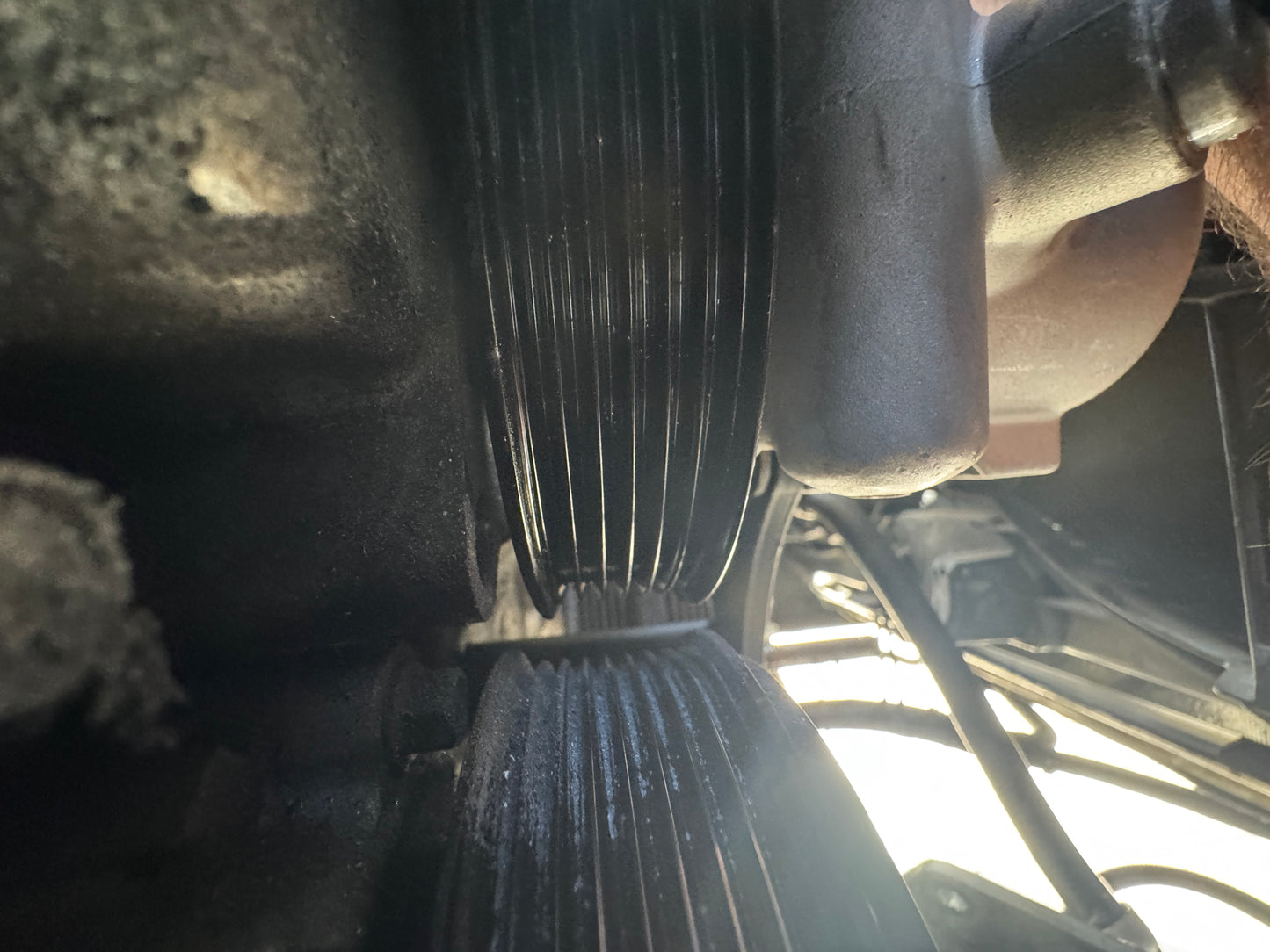 Coyote Swap Power Steering Pump Bracket For F-150 & Mustang Timing Covers