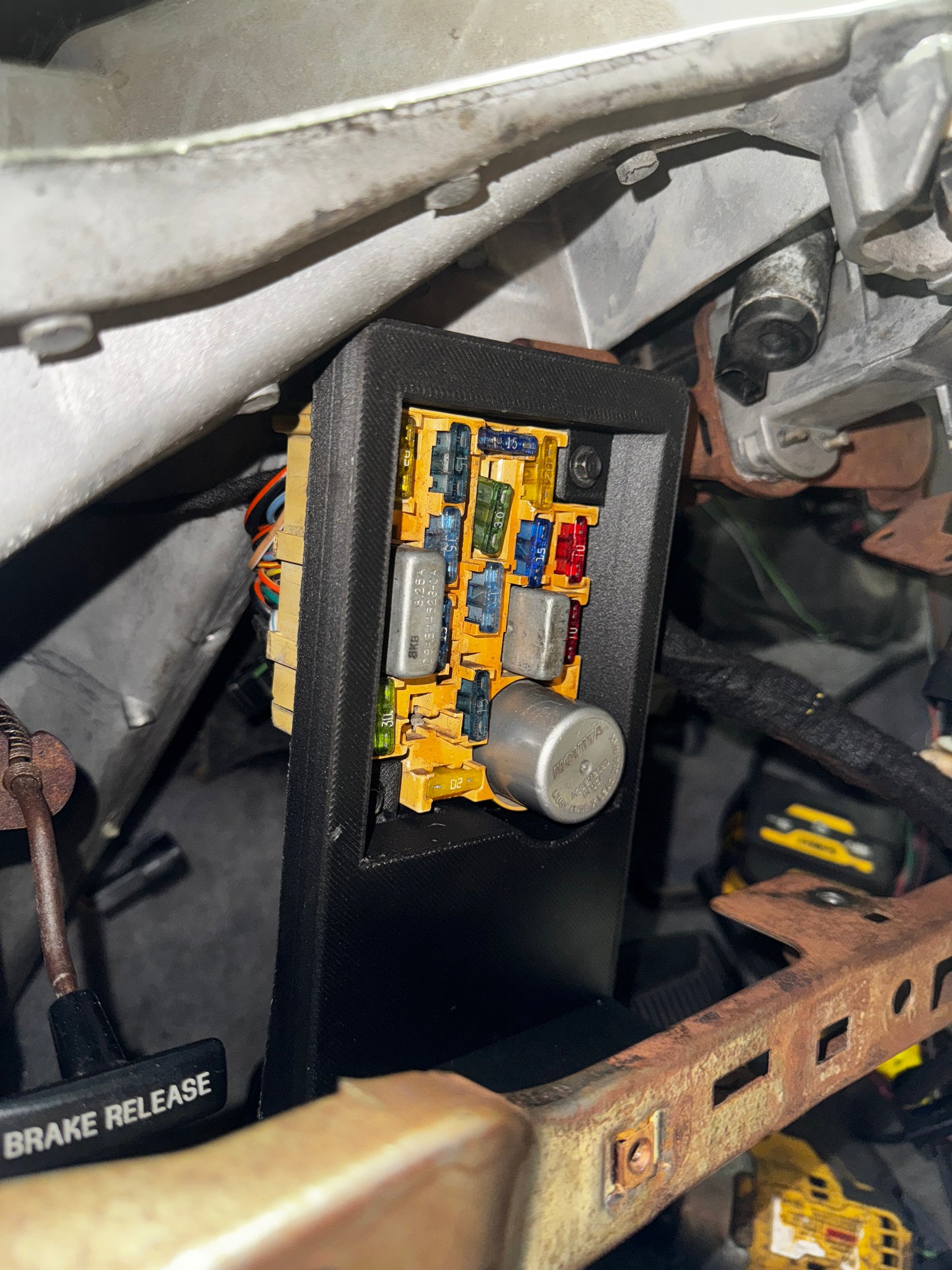 2017-22 F Series FUSE BOX BRACKET For 1992-97 F Series Interior Swap